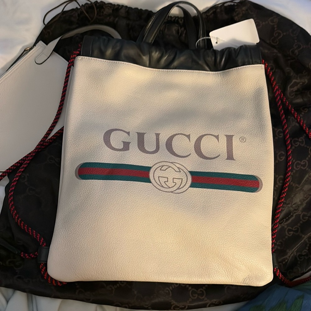 Authentic Gucci Vintage Logo Rare Backpackck